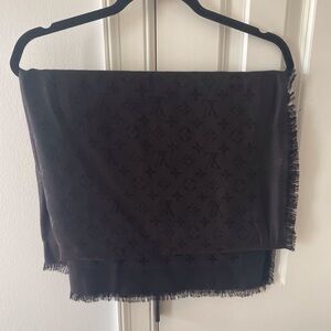 Louis Vuitton Shawl